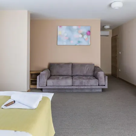 Tea Bed & Breakfast 4*