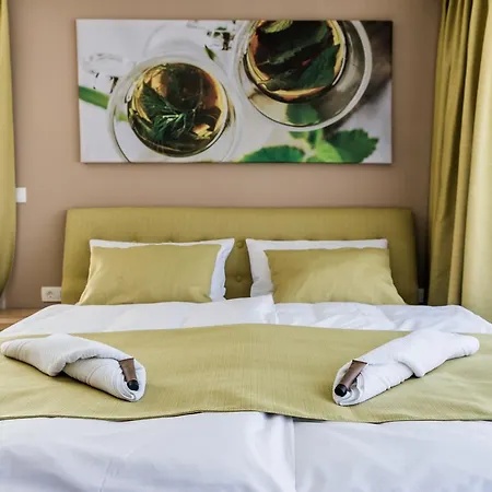Bed & Breakfast Tea 4*